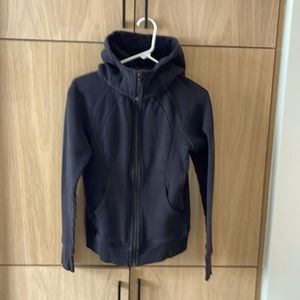 Lululemon Scuba Hoodie, size 4, black